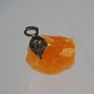 Cheese Mouse Figurine Quartz Rough Rock With Gray Mouse